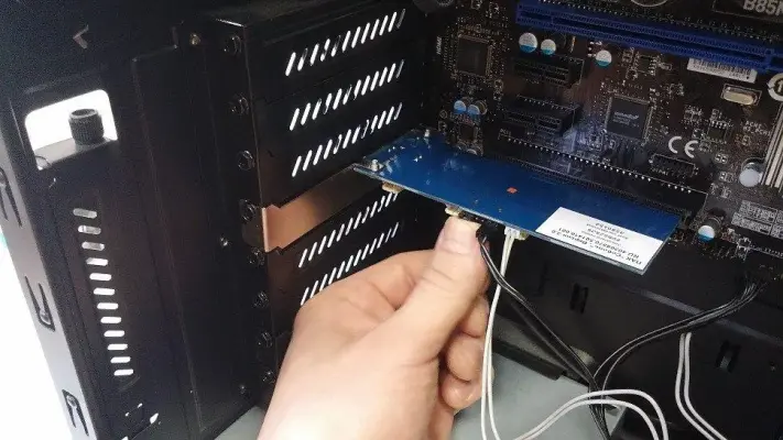 ارتقای کامپیوتر قدیمی با اسلات PCIe x1؛ کاربردها و بهترین کارت‌های توسعه
