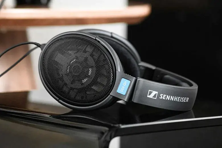 راهنمای استفاده از دانگل USB C برای تجربه کردن صدایی با کیفیت بالا در گوشیها و تبلتها