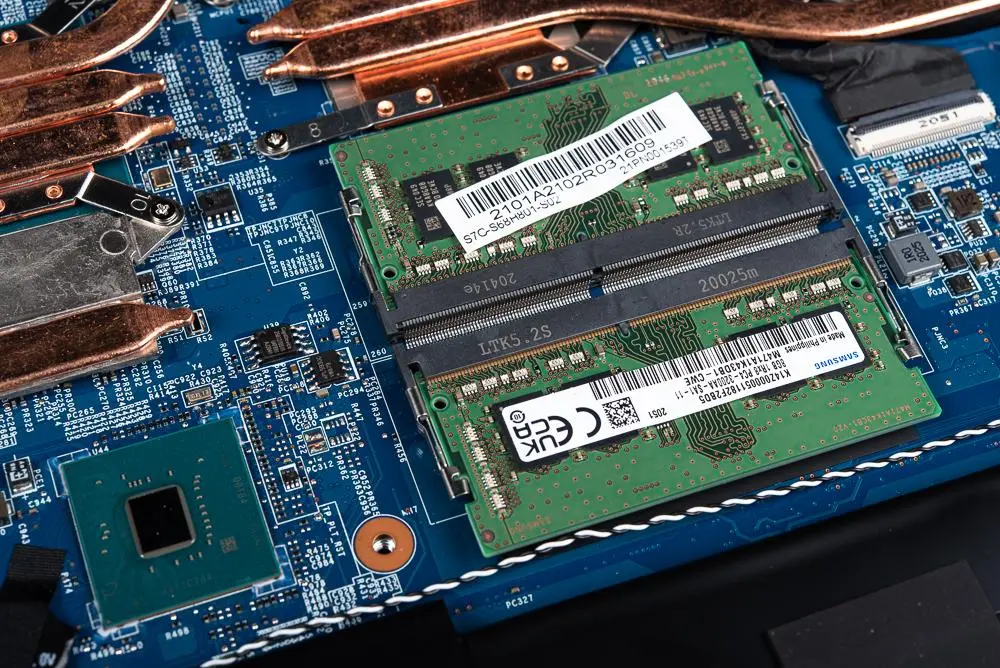 CAMM2 و LPCAMM2 چیست؟ مقایسه رم لپ تاپ با SO-DIMM و رم لحیم‌شده
