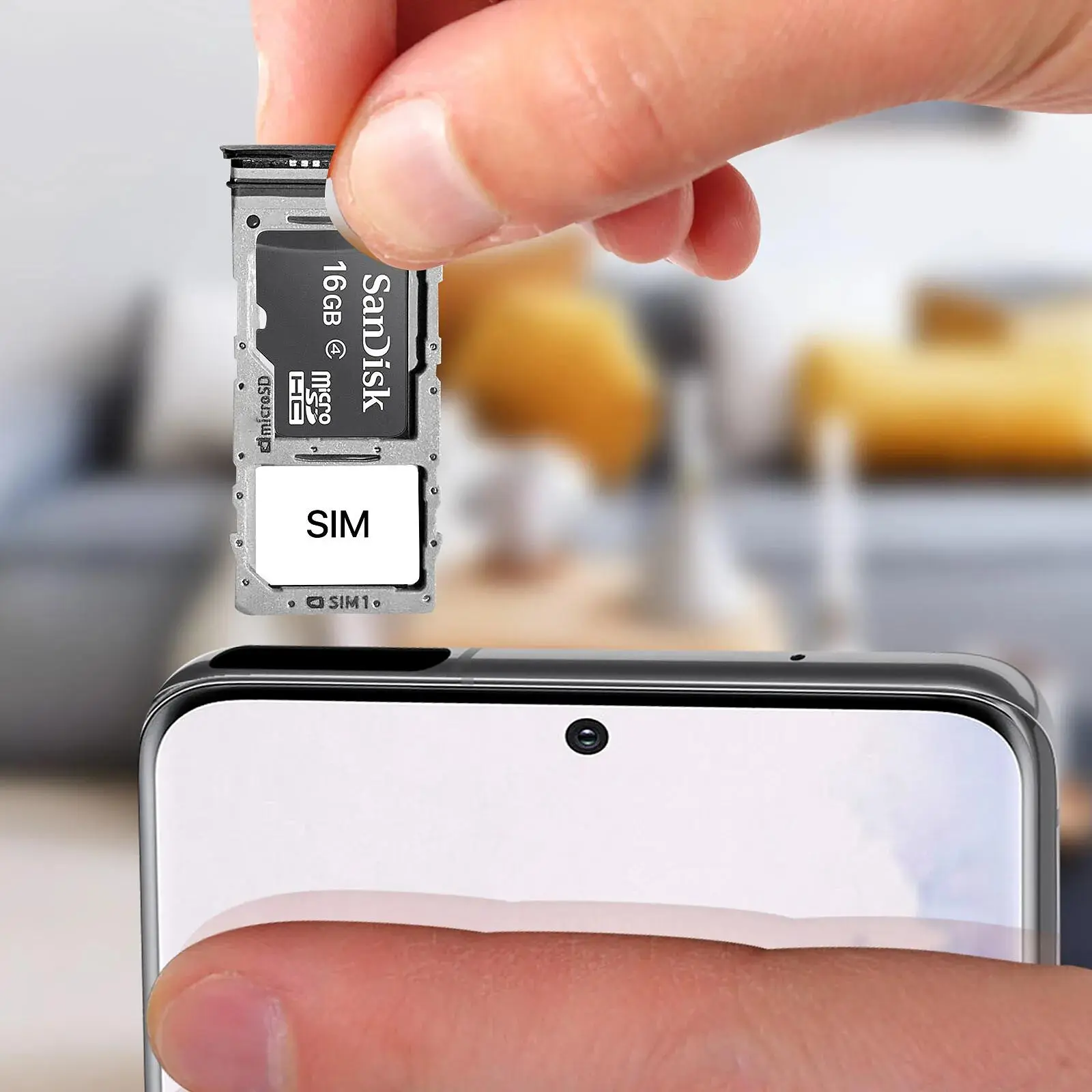 چرا گوشی‌ها کارت حافظه ندارند؟ دلایل حذف microSD و راه‌های افزایش حافظه گوشی